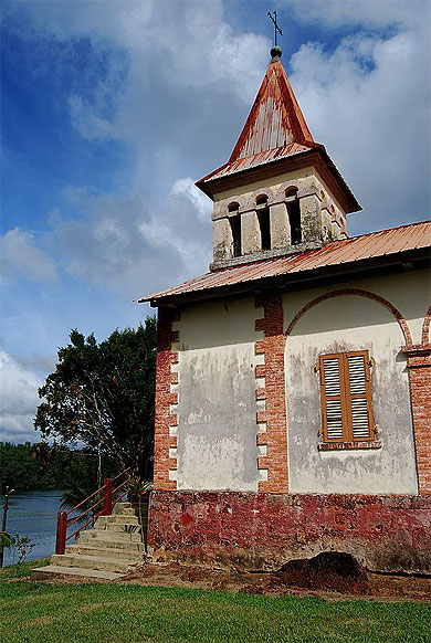 Eglise de Roura