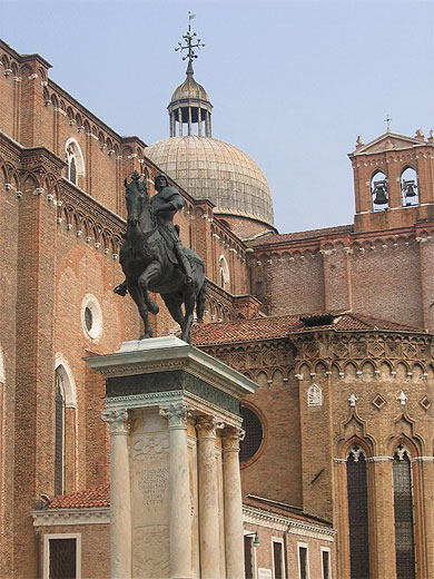 Statue c�l�bre du condottiere Bartolomeo Colleoni