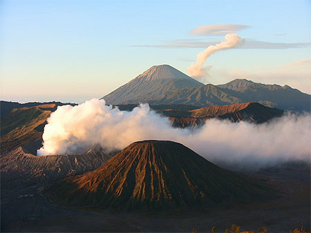 Lever de soleil sur le Bromo