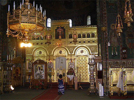 Constanta - Au sein de la cath�drale