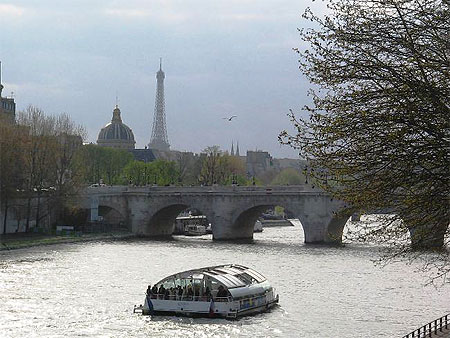 Le Bateau mouche....