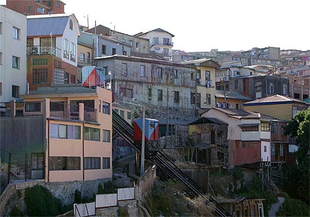 L'un des ascensores de Valparaiso