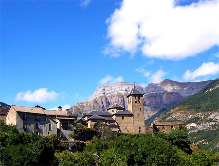 Torla, entr�e du parc d'Ordesa