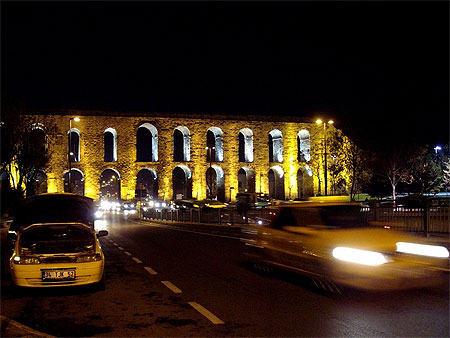 Aqueduc de nuit