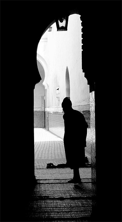 A la sortie d'une mosqu�e