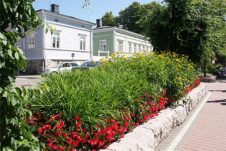 Porvoo - all�e fleurie