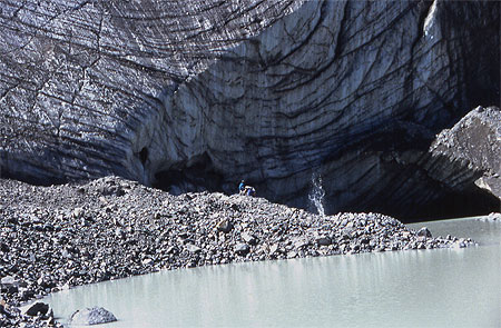 Au pied du mur
