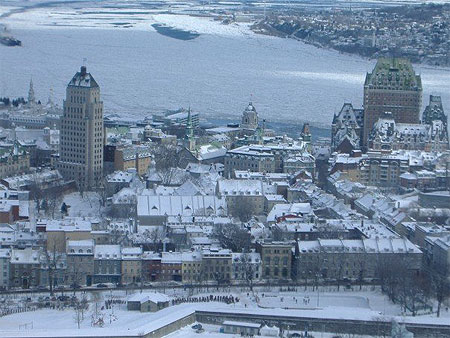 Vue a�rienne sur Qu�bec