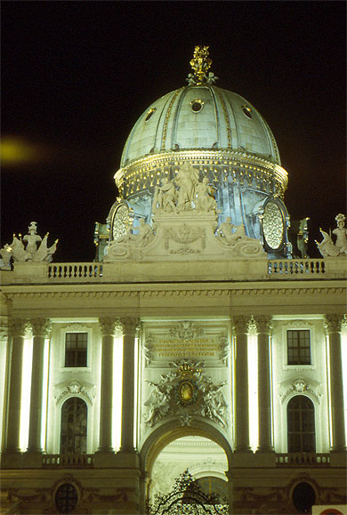 Illumination du palais imp�rial