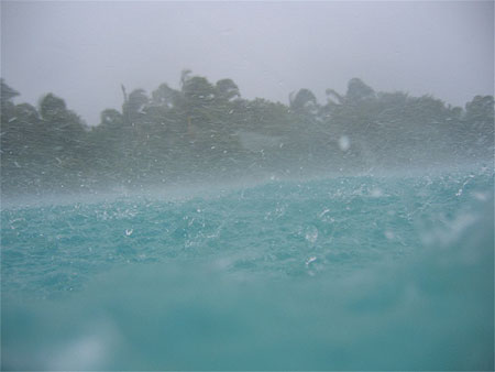 Retour de plong�e sous la pluie 15mn puis le soleil 