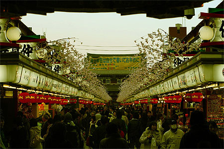 All�e du temple d'asakusa