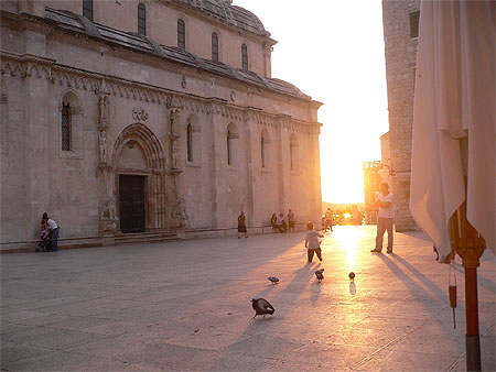 Sibenik, coucher de soelil sur la cath�drale Saint Jacques