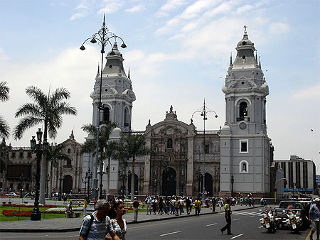 Lima plaza de las armas
