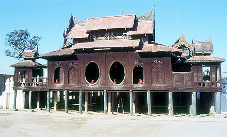 Monast�re de Shwe Yaunghwe