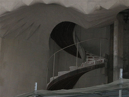 Escalier en chantier dans la Sagrada