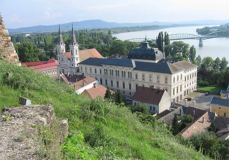 Esztergom "V�ziv�ros" et le pont M�ria Val�ria
