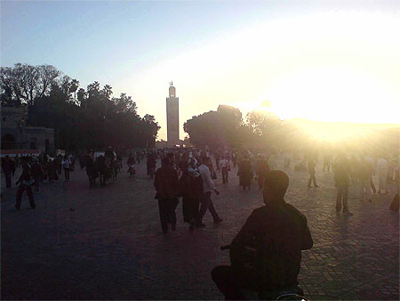 Place Jeema el fnaa � la tomb�e du jour