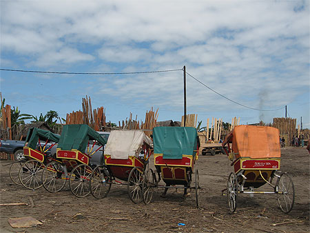 Pousse-pousses � Tamatave 