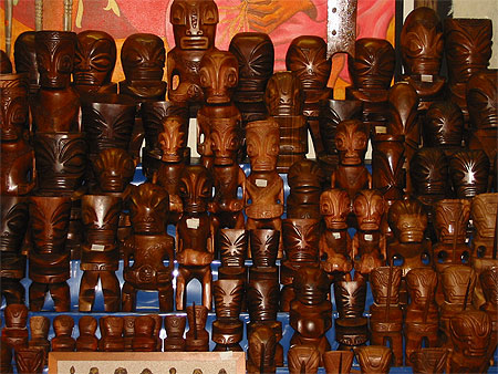 Tiki au march� de Papeete