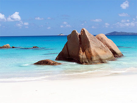 "C'est aux Seychelles qu'la vie est belle"