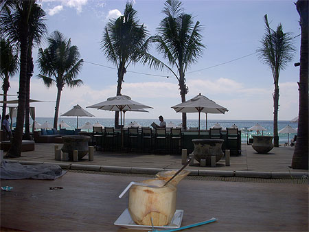 Bar � surin Beach
