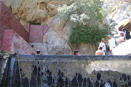Al Thowarah, thermes chauds