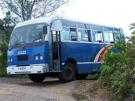 Bus Tata (Praslin - ZImbabwee)