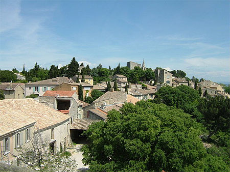 Au sommet de la colline