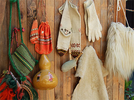 Boutique de souvenirs color�e � Melnik