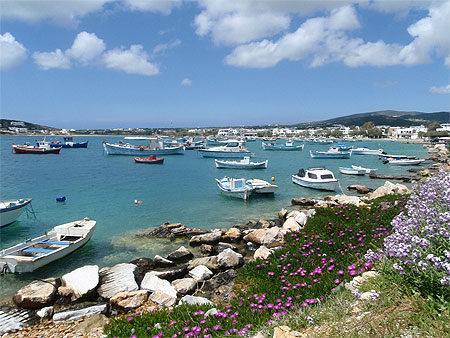 Port d' Alyki Paros