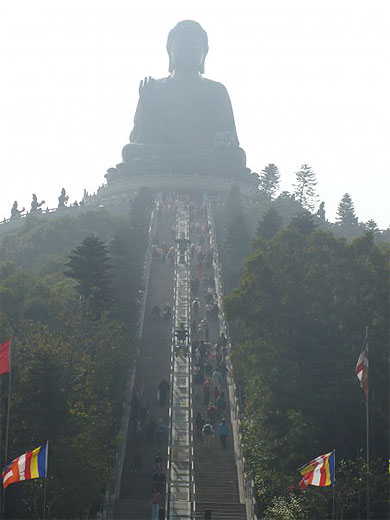 Le Bouddha de Po Lin