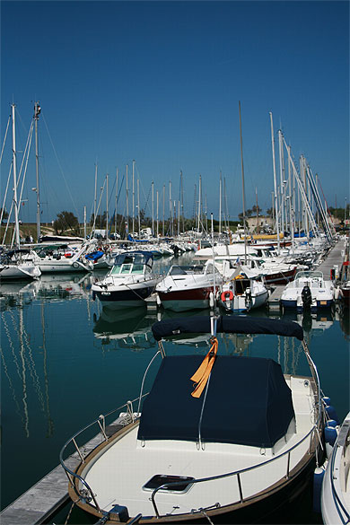 Port de plaisance de Saint Martin de R�