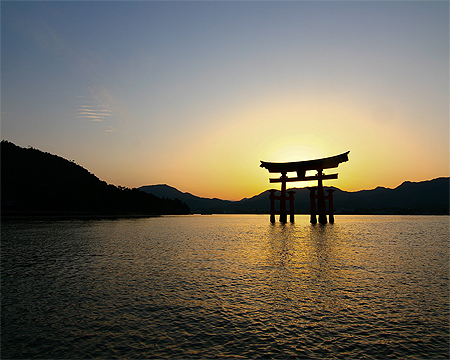 Le torii de l'�le de Miyajima