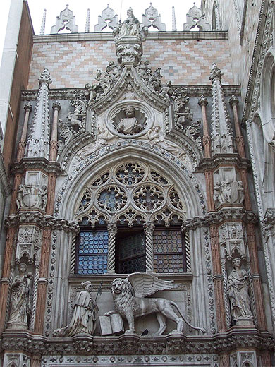 Balcon en fa�ade