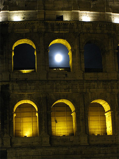 Le Colis�e avec la Pleine Lune