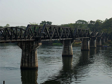 Le Pont de la rivi�re Kwa�