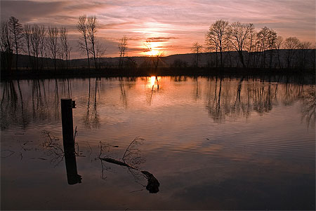 Coucher de soleil au bord de la Sa�ne