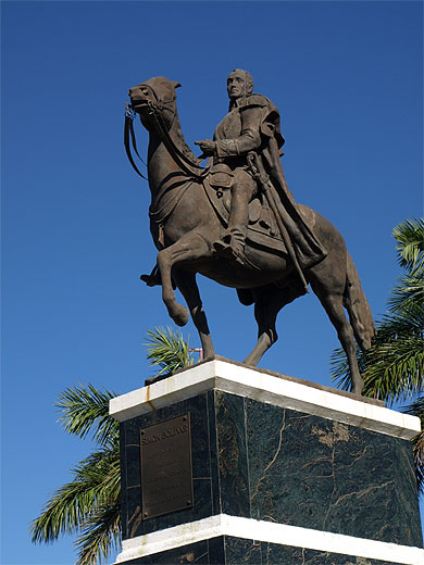 Statue de Sim�n Bol�var
