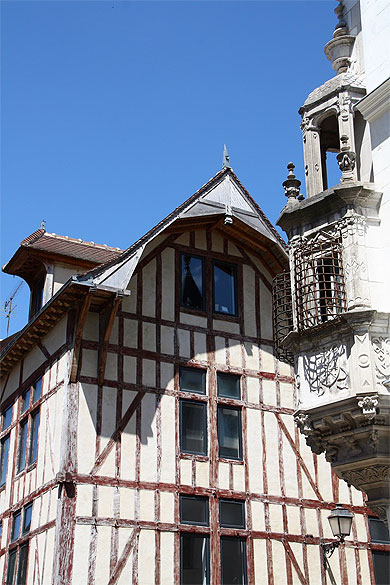 Rue du Palais de Justice