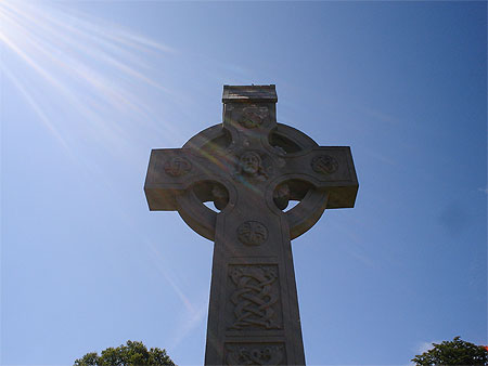 Tombe