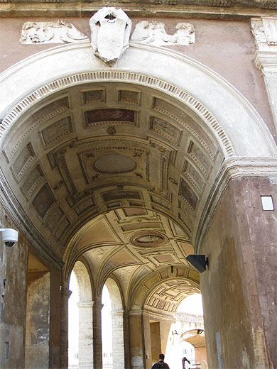 Arches du Ch�teau de Saint Ange