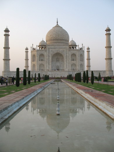 Le Taj et son reflet