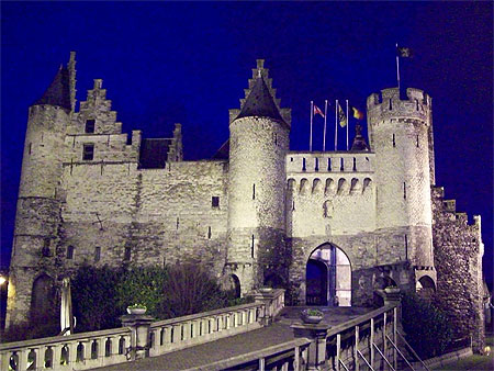 Het Steen de nuit