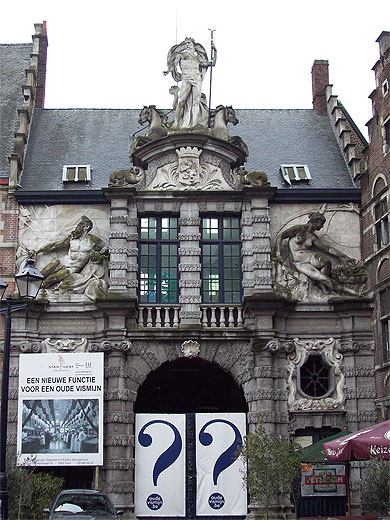 Ancien march� au poisson