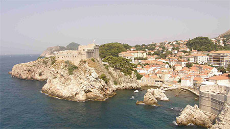 Un fort sur la mer