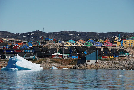 A l'entr�e du port