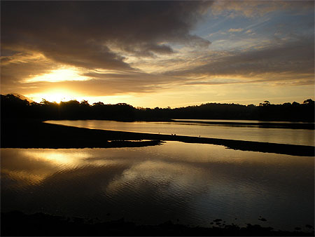 Couch� de soleil, Leven River