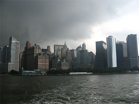 Ciel mena�ant sur Manhattan