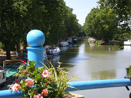 Canal du Midi � Homps