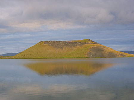 Faux crat�re du lac Myvatn